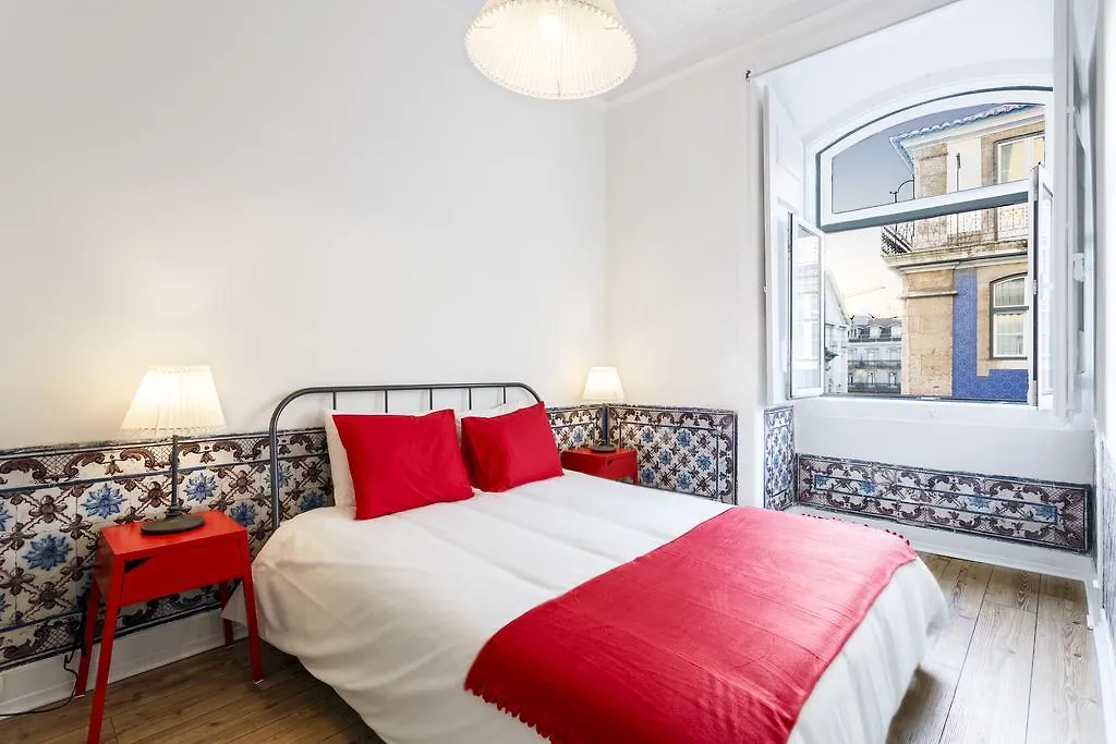 Whome | Fanqueiros Downtown Typical Apartment Lisboa Portugal